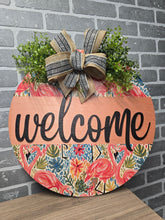 Load image into Gallery viewer, Welcome Flamingo Door Sign
