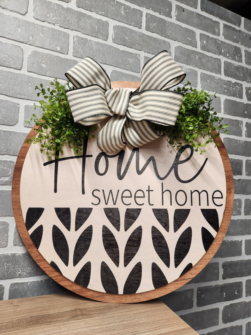 Home sweet home leaf door hanger