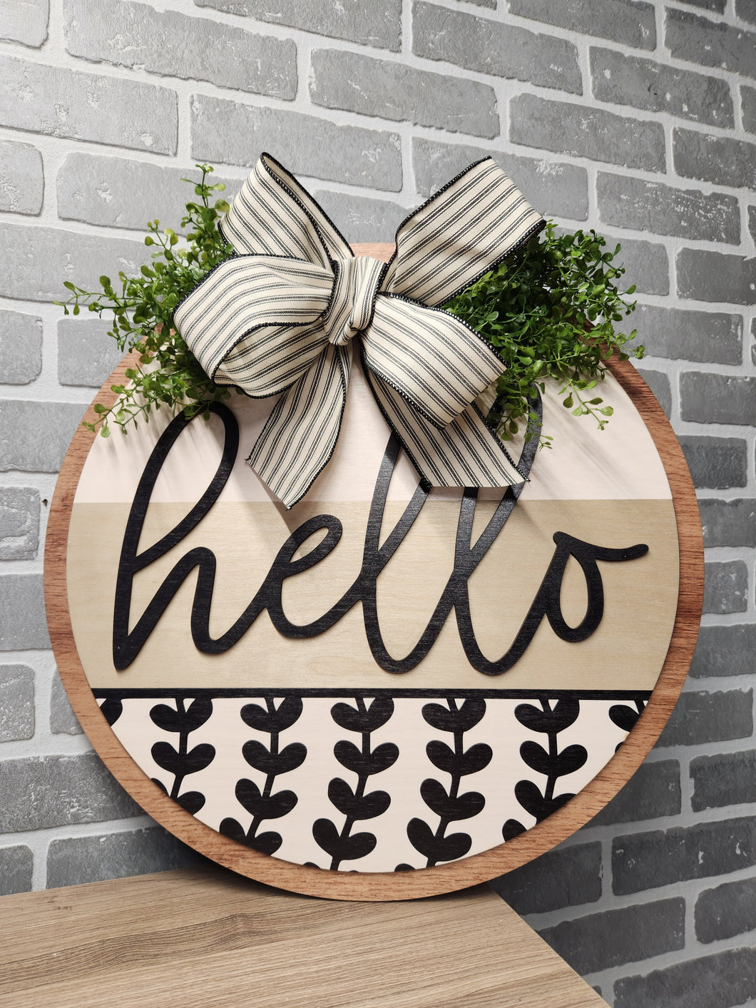 Hello green leaf modern door hanger