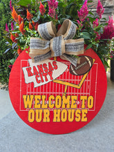Load image into Gallery viewer, Welcome to our house round
